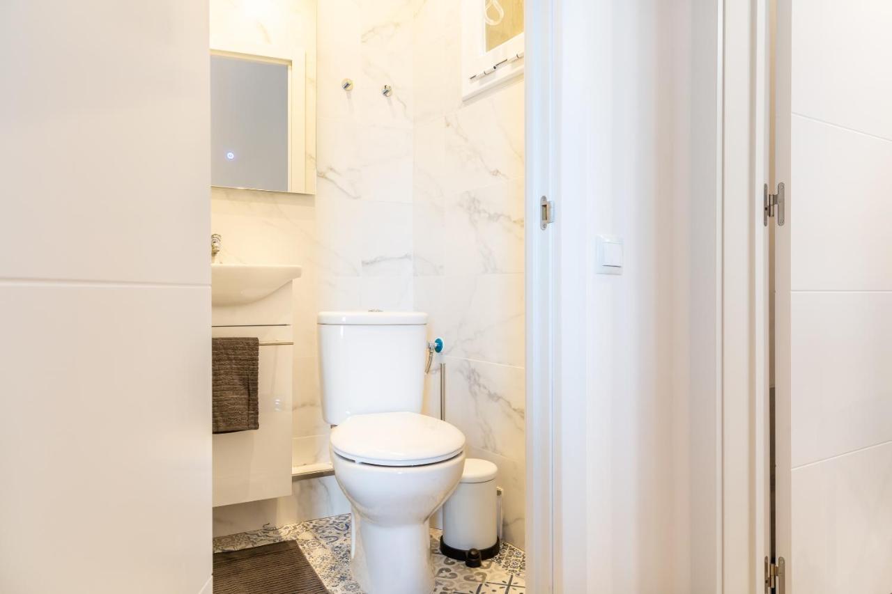 Apartment 3Br - 2Bh Apartment With Nice Sagrada Familia Views *