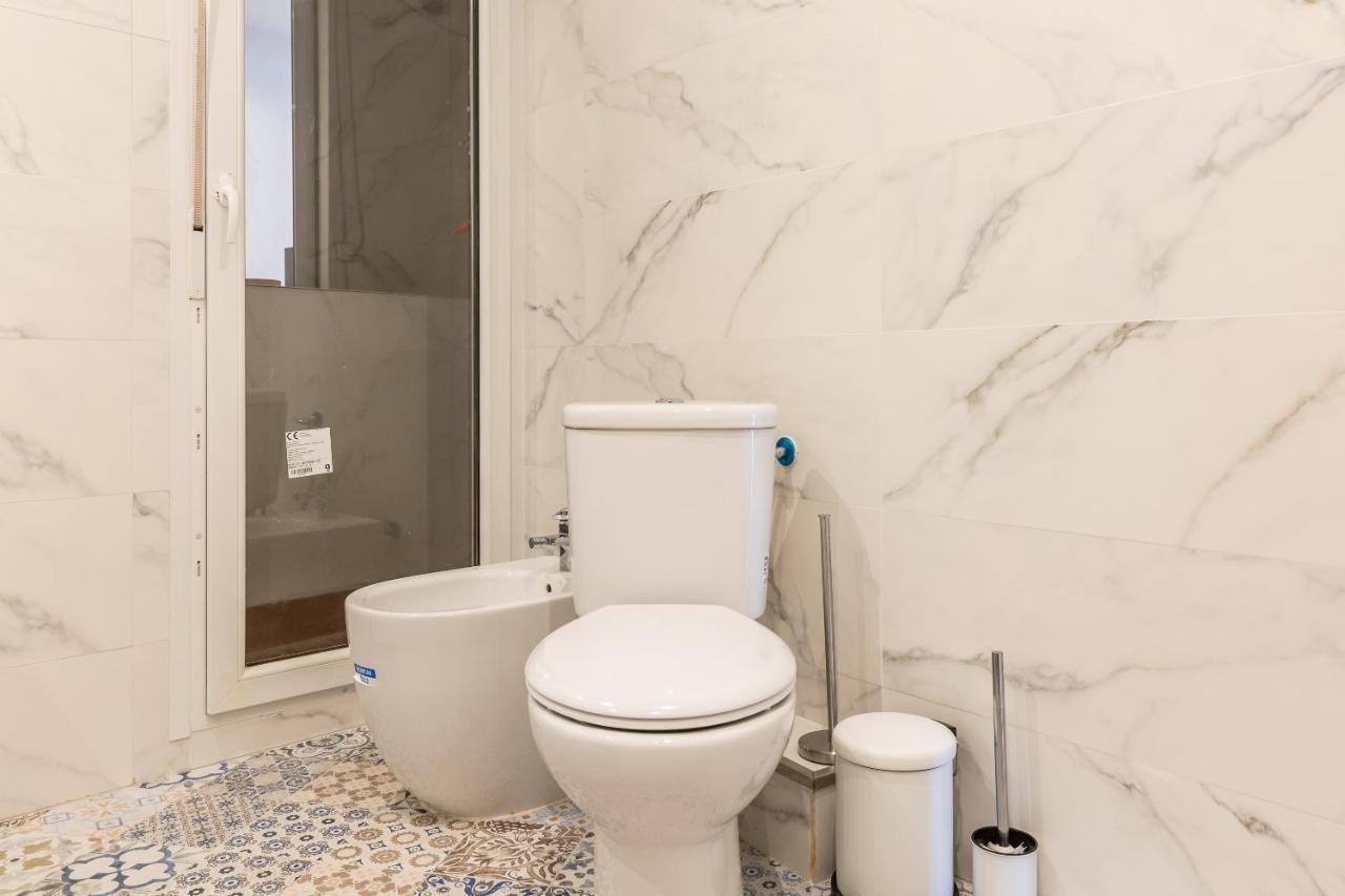 3Br - 2Bh Apartment With Nice Sagrada Familia Views *